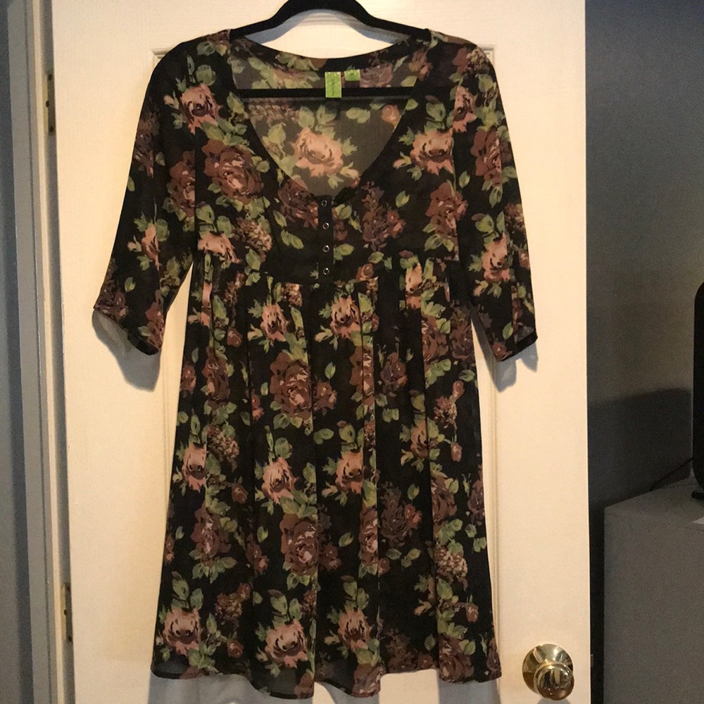 Super cute baby doll floral dress